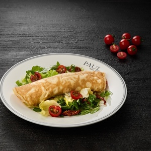 Omelet with tomatoes and mozzarella NEW