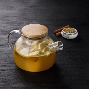 Пряный чай с ромашкой и яблоком